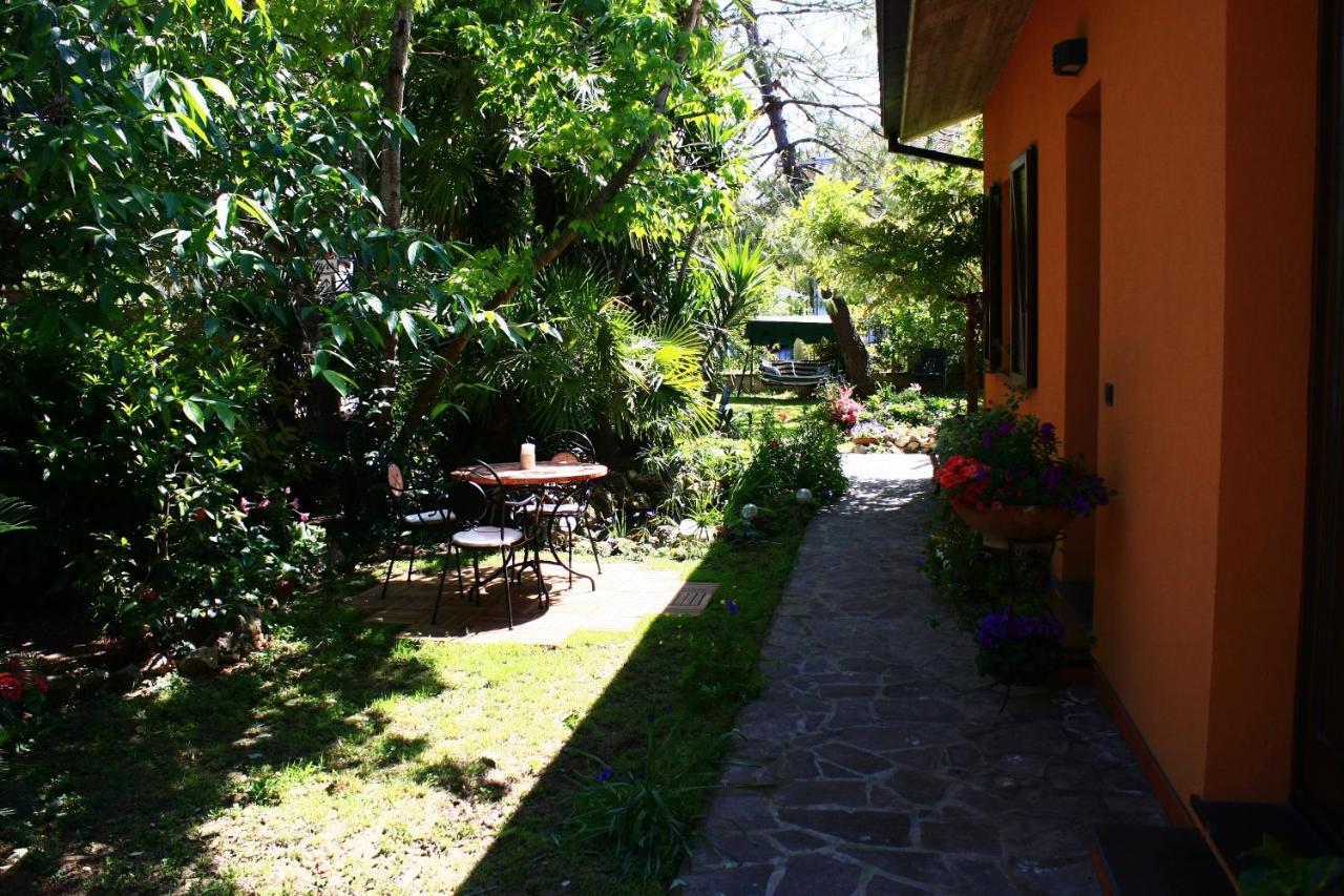 Garden Fuorirotta Bed & Breakfast San Giovanni Teatino Luaran gambar